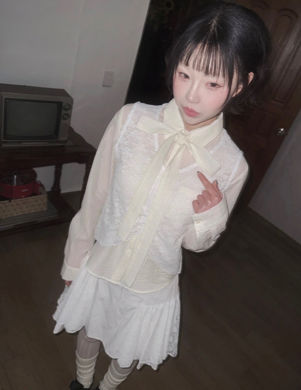 質感掛脖微透襯衫🥖（米白現貨