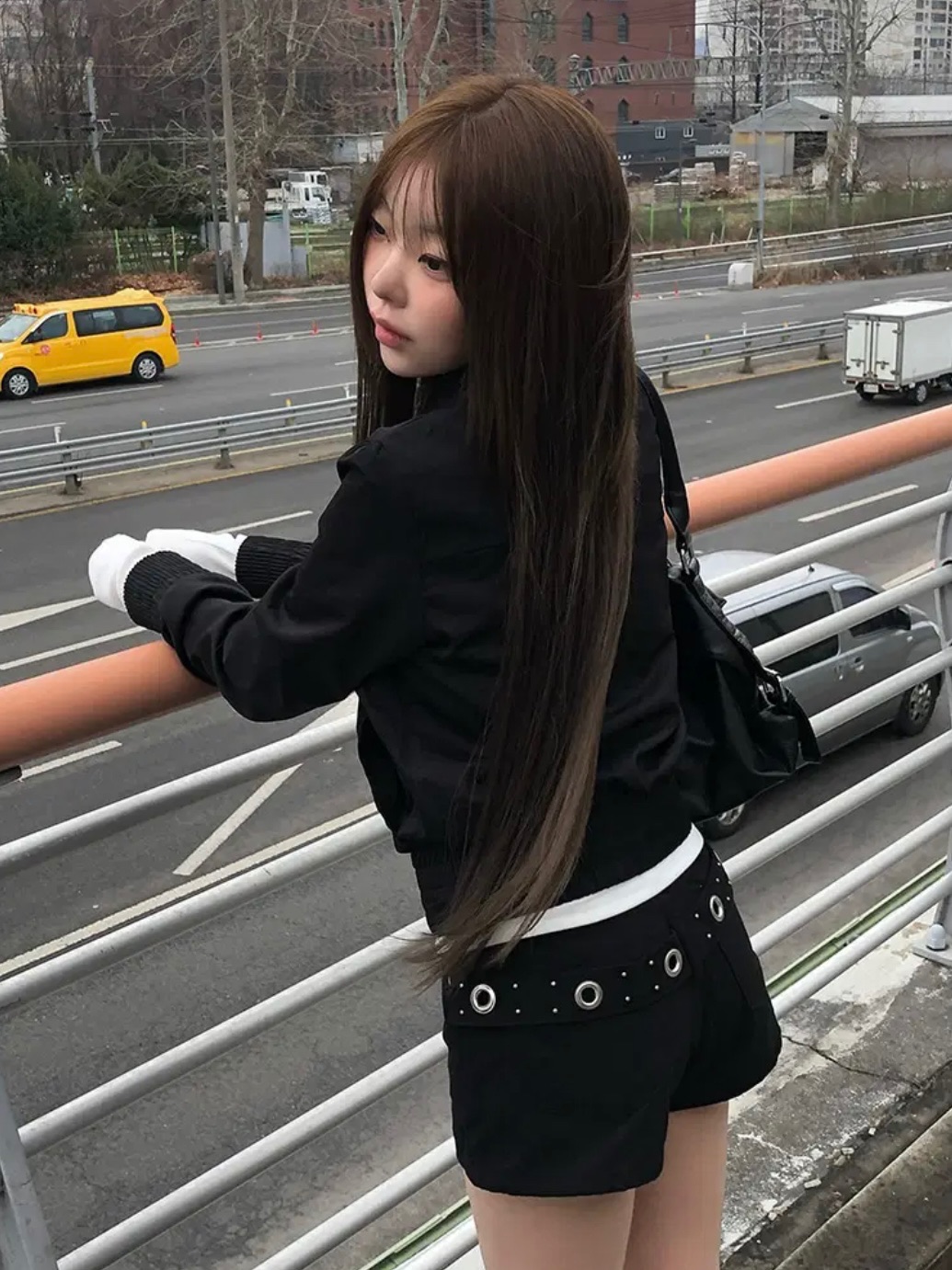 皮帶設計辣妹熱褲🩶