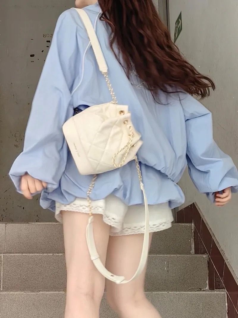 ＜預購＞CHARLES＆KEITH 小CK  菱格水桶包 一包四用