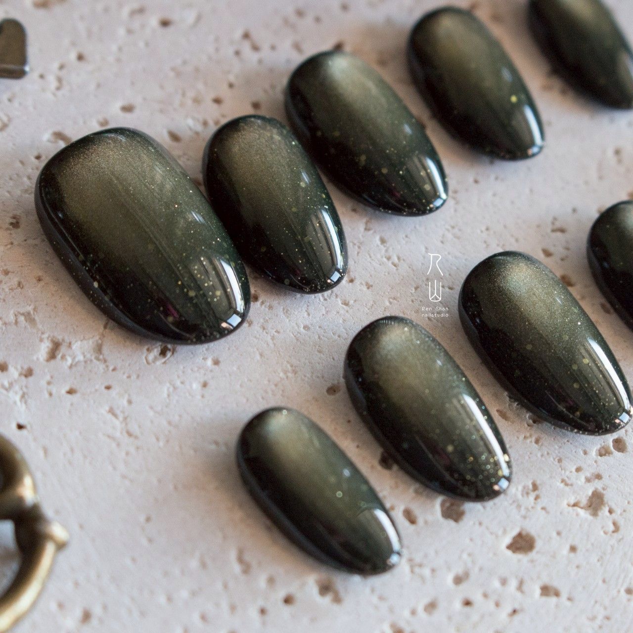 森靈系【夜光版】。穿戴甲