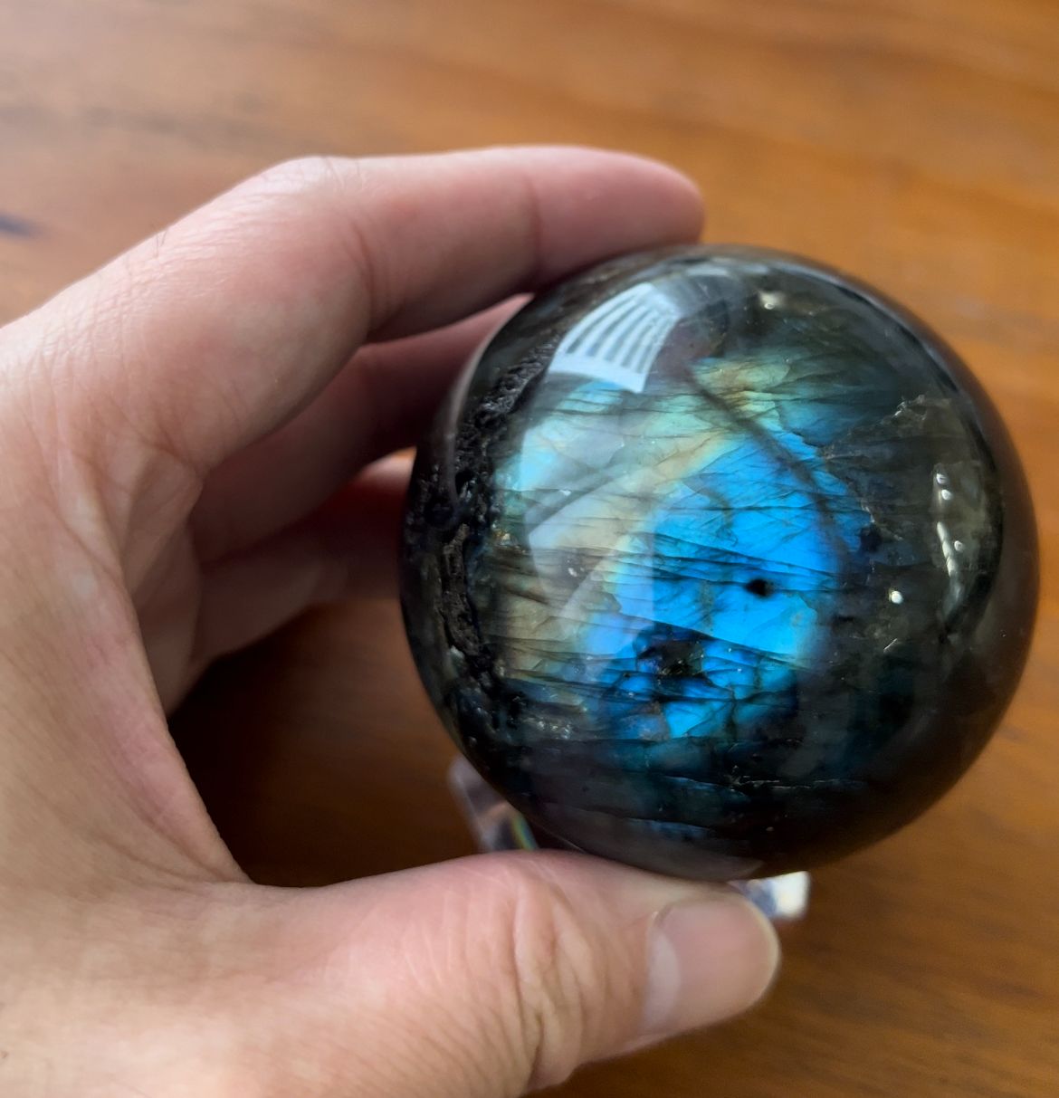0229-限量-拉長石球約6.3cm 大片藍+3財庫（送大冰塊白水晶 含木座＆底座）
