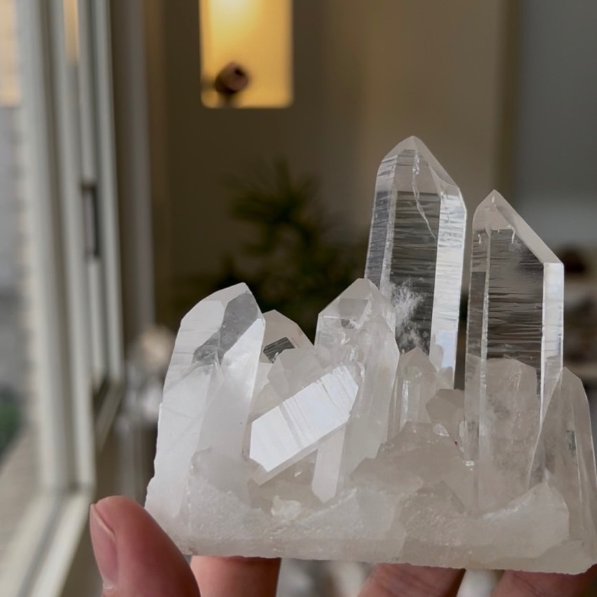 好能量x淨化力強的白水晶簇_A03，排負能量＆顯化必備