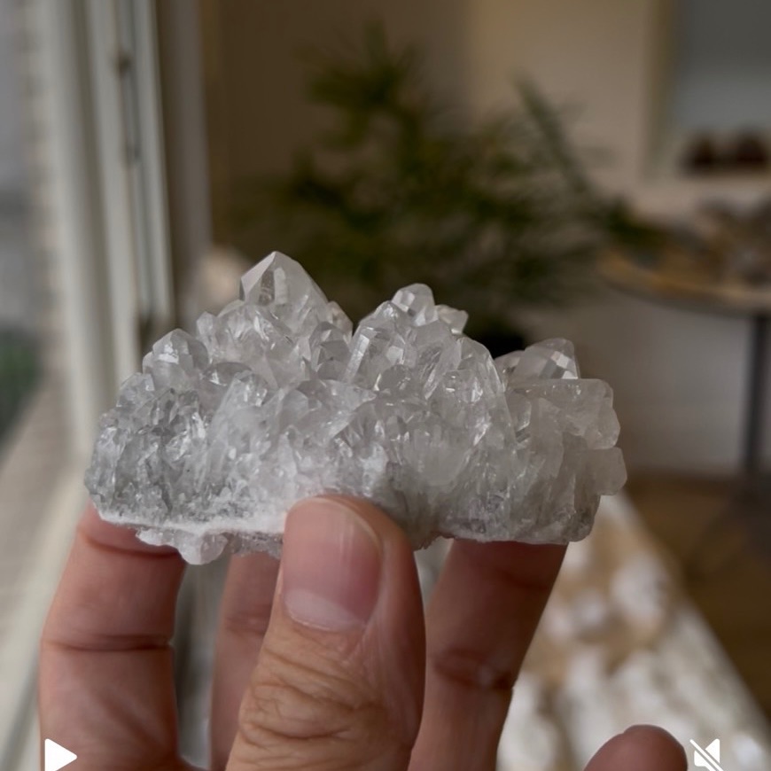 好能量x淨化力強的白水晶簇_A14，排負能量＆顯化必備