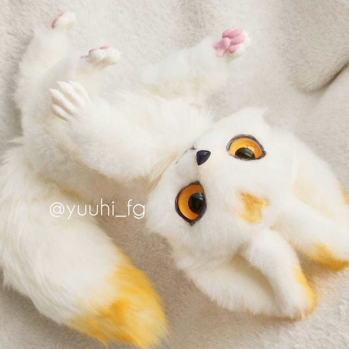 娃娃、骨頭造型抱枕