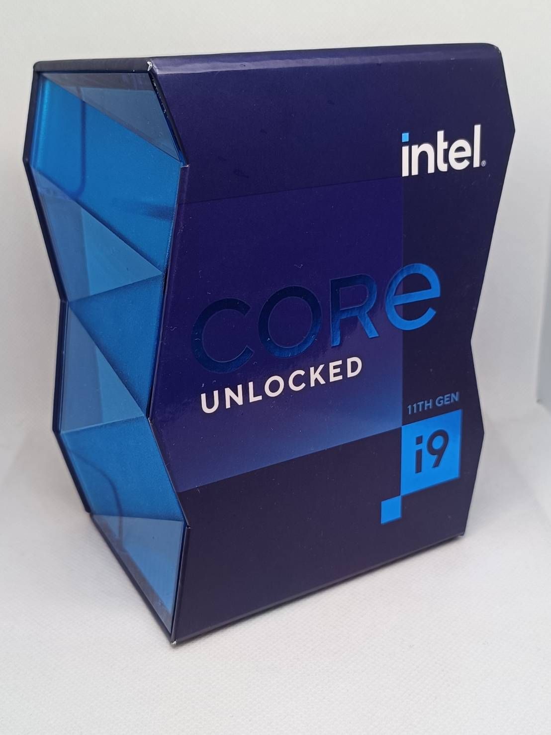 全新CPU  Intel® Core™ i9-11900K 處理器  #全新原廠盒裝 #八核心 #Intel英特爾