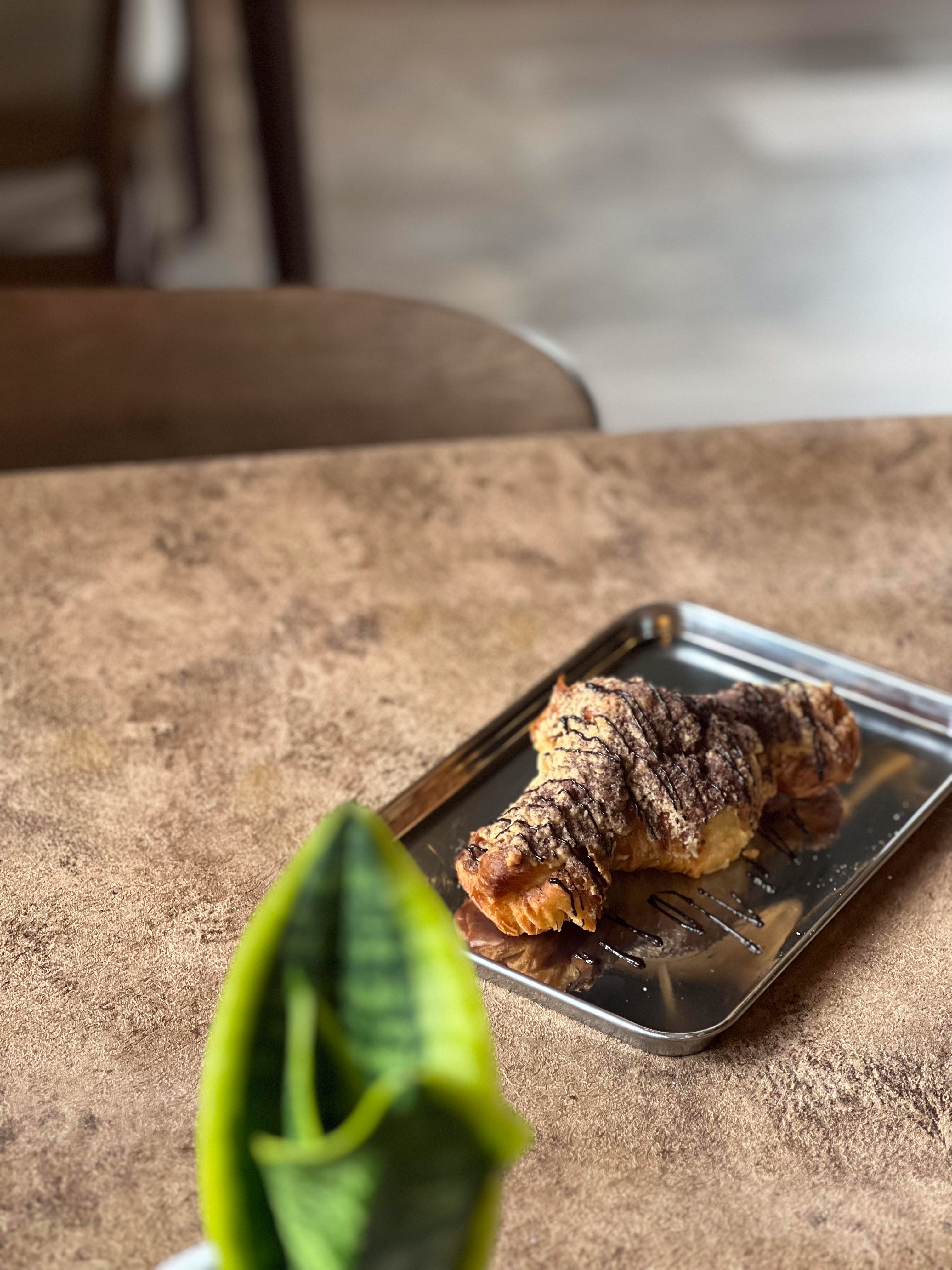 [超濃郁の]花生鹹焦糖卡士達可頌