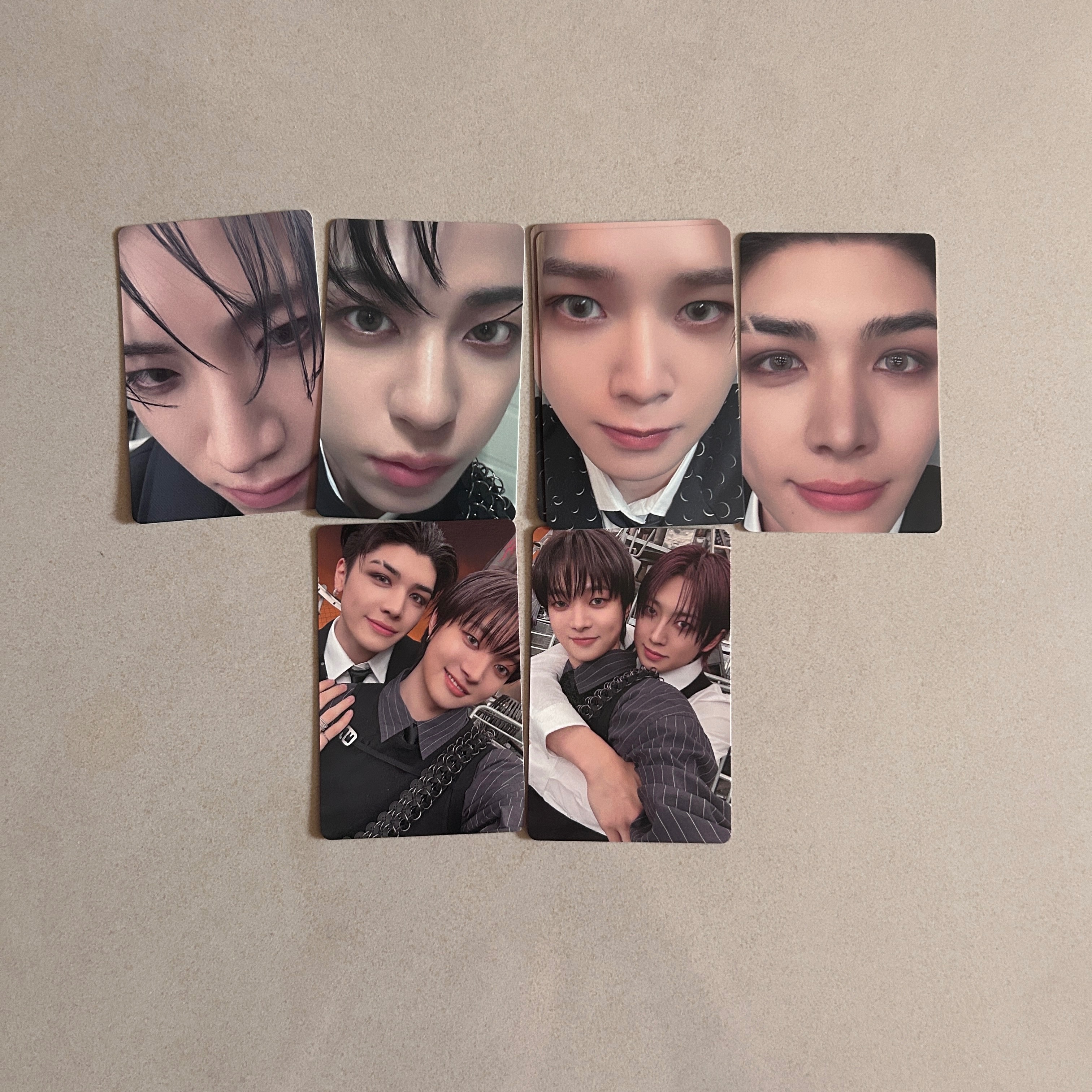 第三單曲 月狼專卡