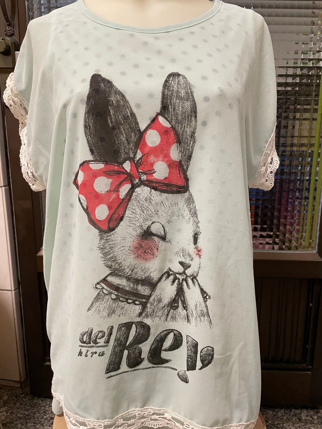 可愛兔兔長版上衣（淺綠色）