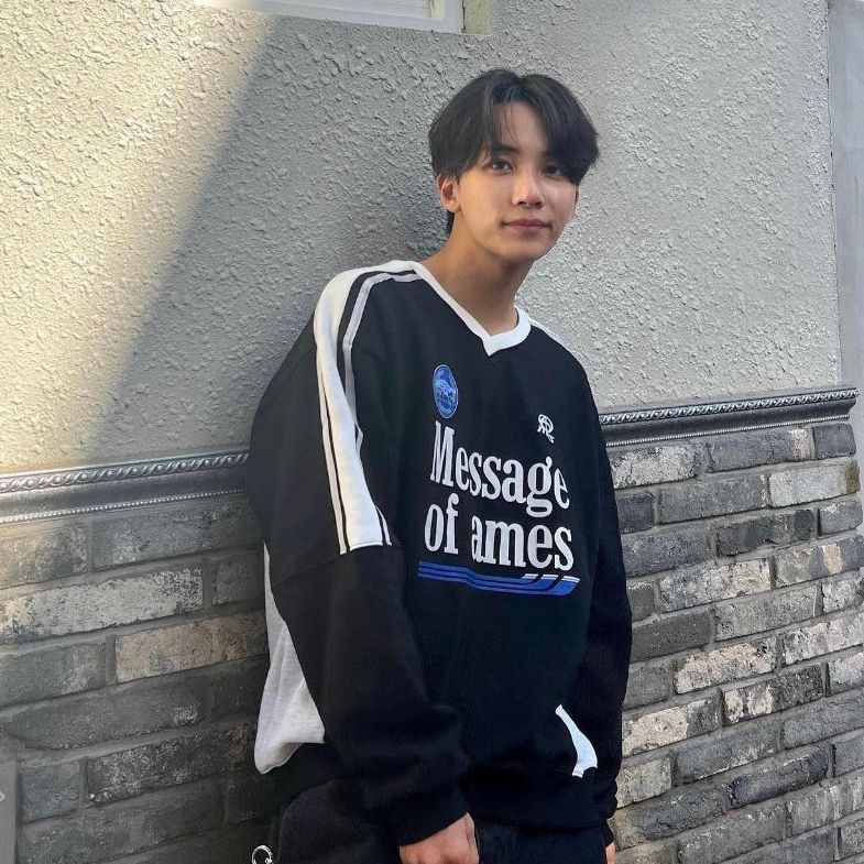 淨漢IG同款大學T，原價2380，尺寸表在最後一張照片