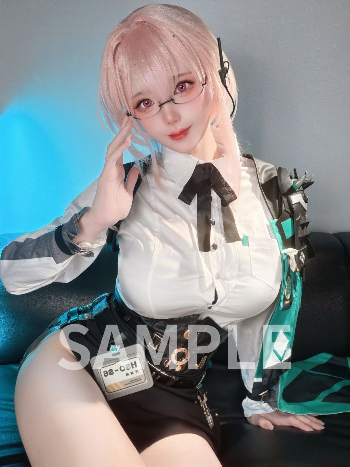 月城柳 正裝 拍立得