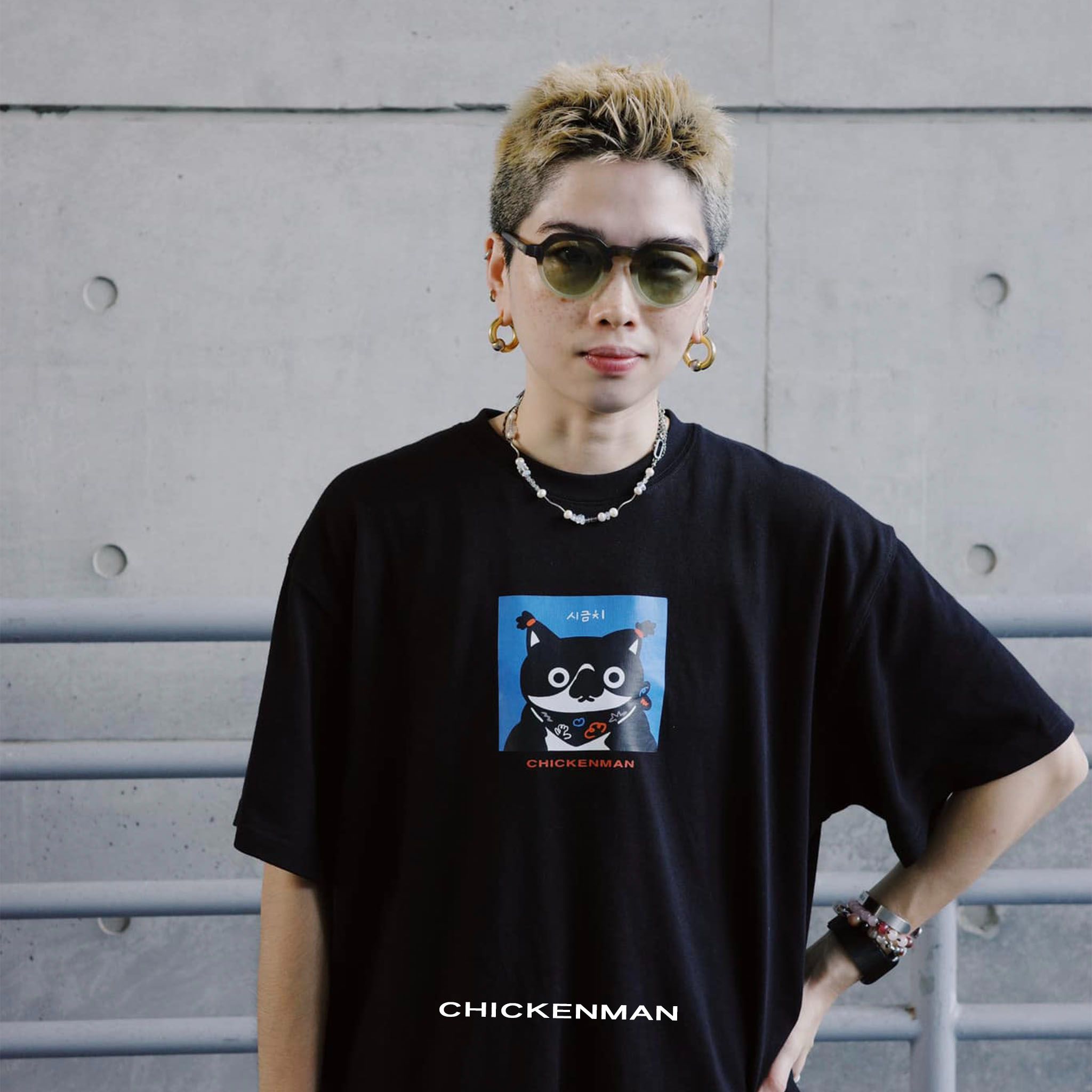 （New）黑 Lucky Pocha重磅落肩寬版T-shirt