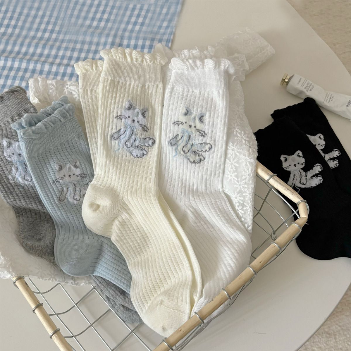 手繪貓咪襪（共三色）