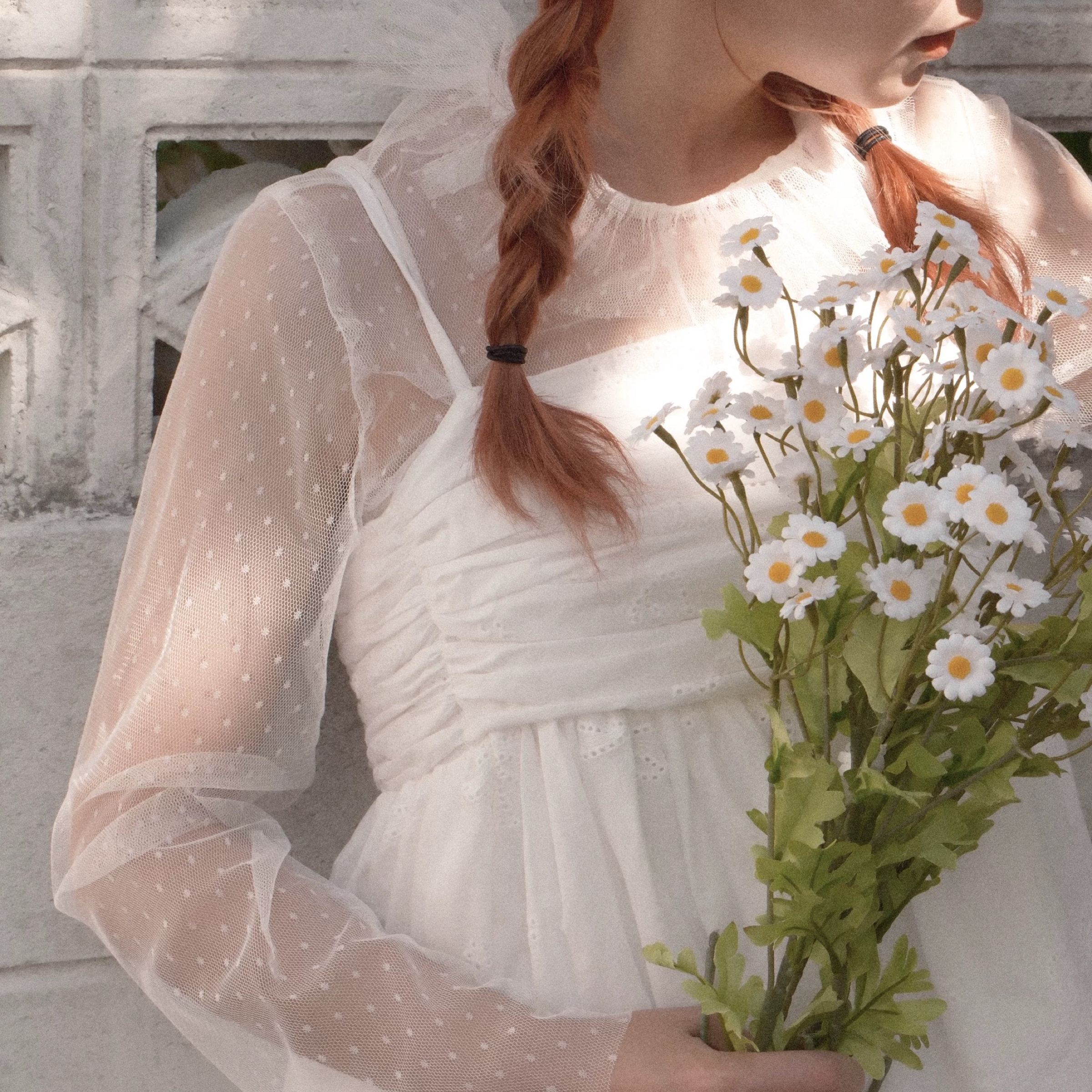 點點透膚蕾絲袖口蝴蝶結上衣🎀