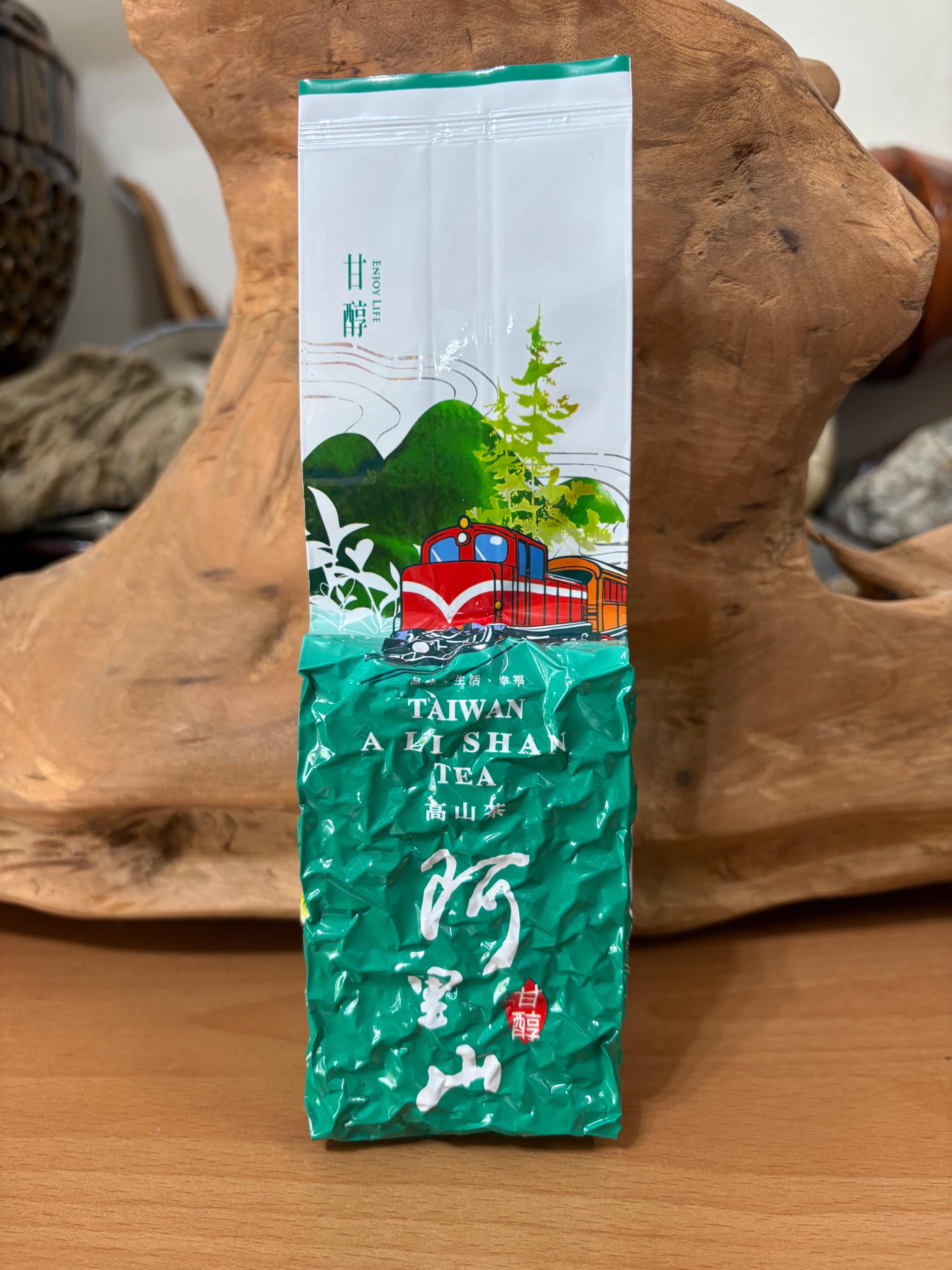 阿諺管理後棟山金萱《二季》