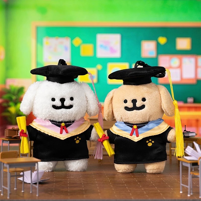 預購 線條小狗畢業款小吊飾 學士服