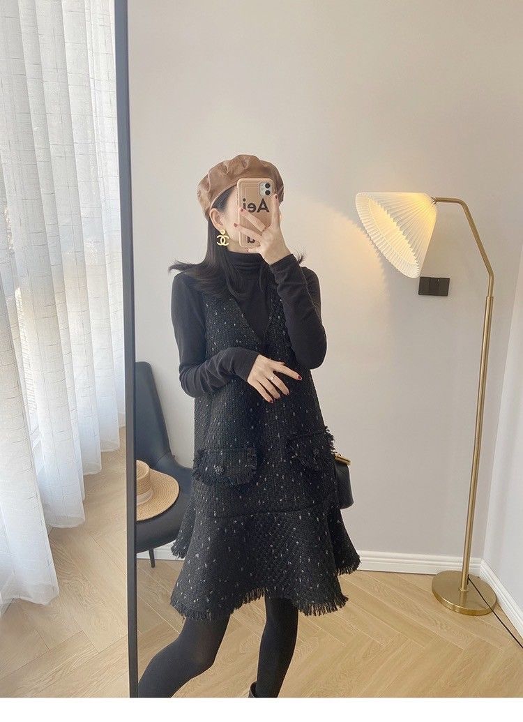 # s.jc24010809w 法式黑色粗花呢A字背心裙