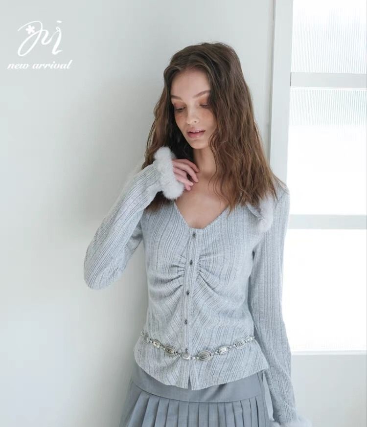 軟糯灰星星紐扣兔毛抽褶長T