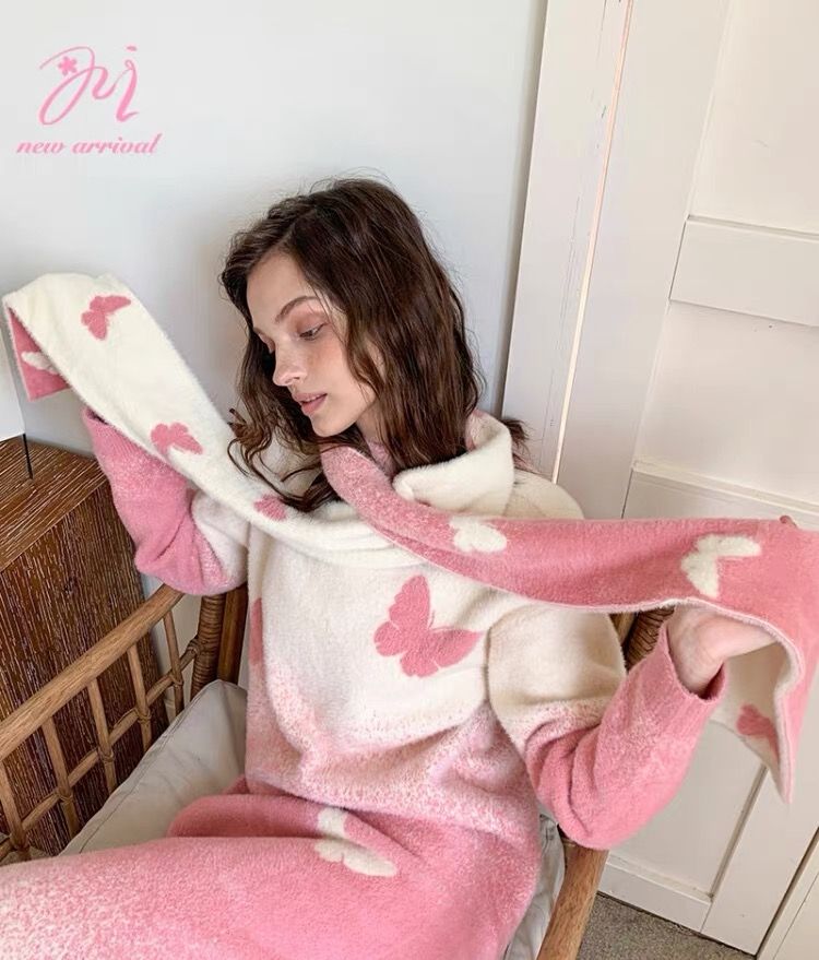 雙面戴蝴蝶落日仿貂絨軟糯圍巾