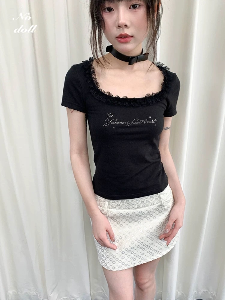 蕾絲燙鑽方領甜辣彈力正肩T