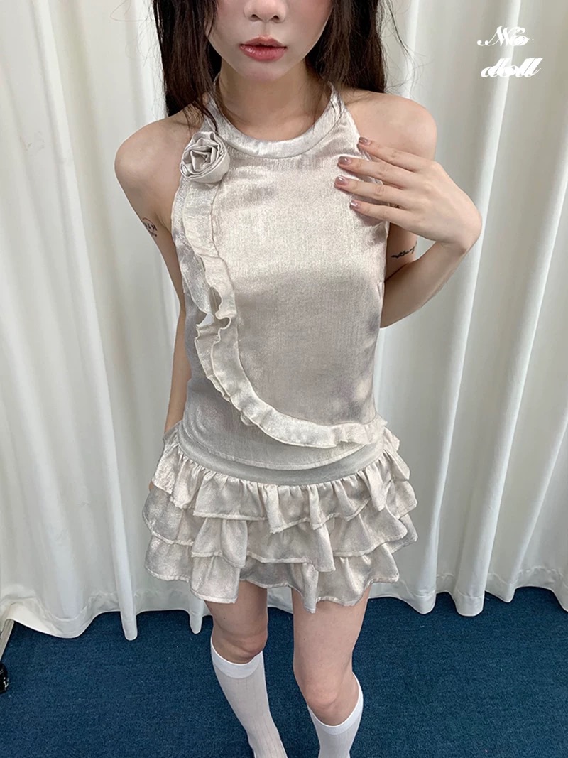 New ✧˖° 香檳銀亮閃閃甜辣玫瑰露背掛脖套裝 蛋糕裙帶內襯