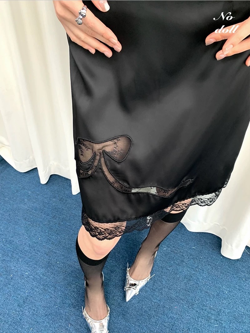 高級感鏤空蝴蝶結光澤感緞面裙