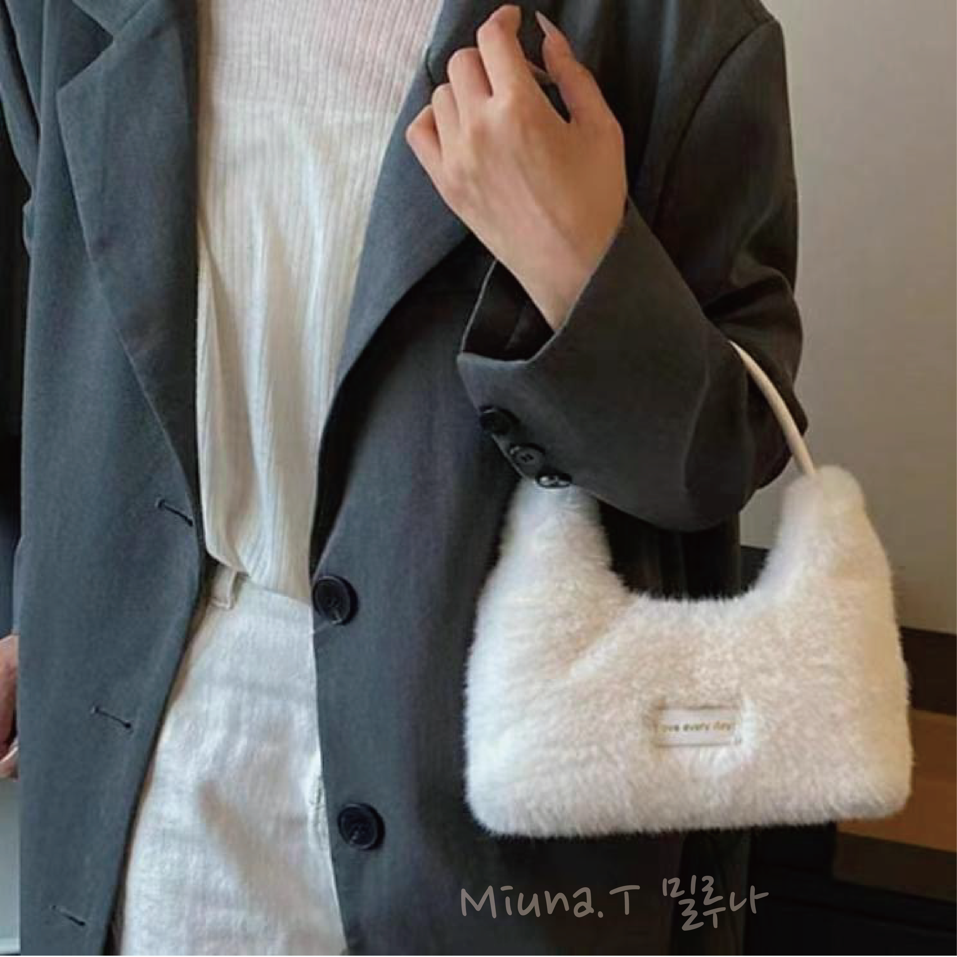 ☁️毛絨絨手提斜跨包