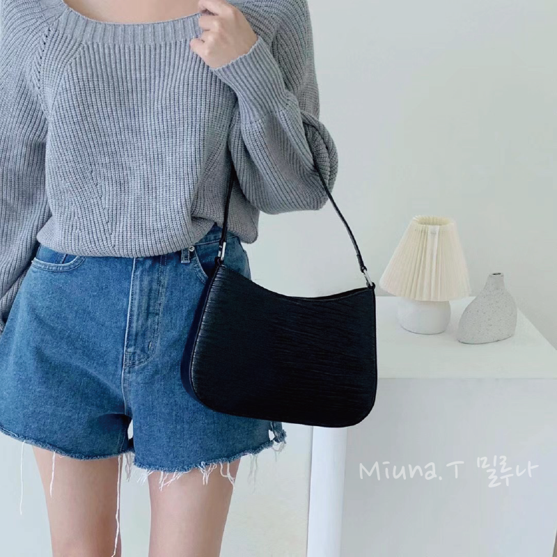 🌙韓國MITAD 牛皮半月包