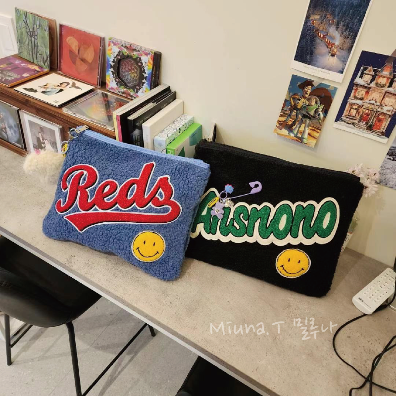 🇰🇷韓國MAKOMAKI 拉鍊手拿包（iPad包包）