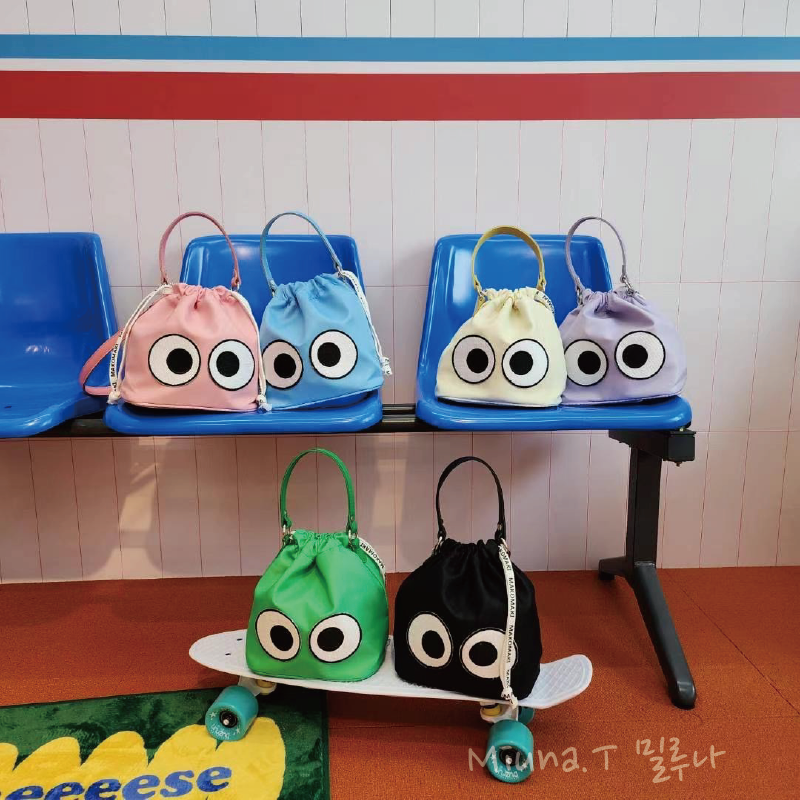 👀韓國MAKOMAKI 大眼睛刺繡包