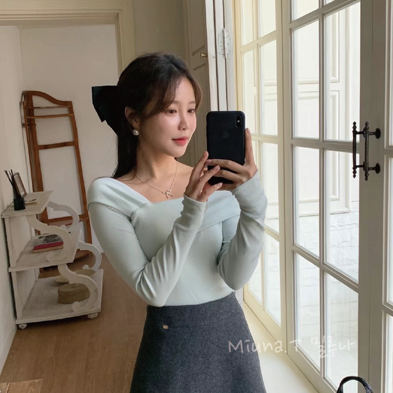 🎀韓國萬萬家 純欲風斜肩T恤