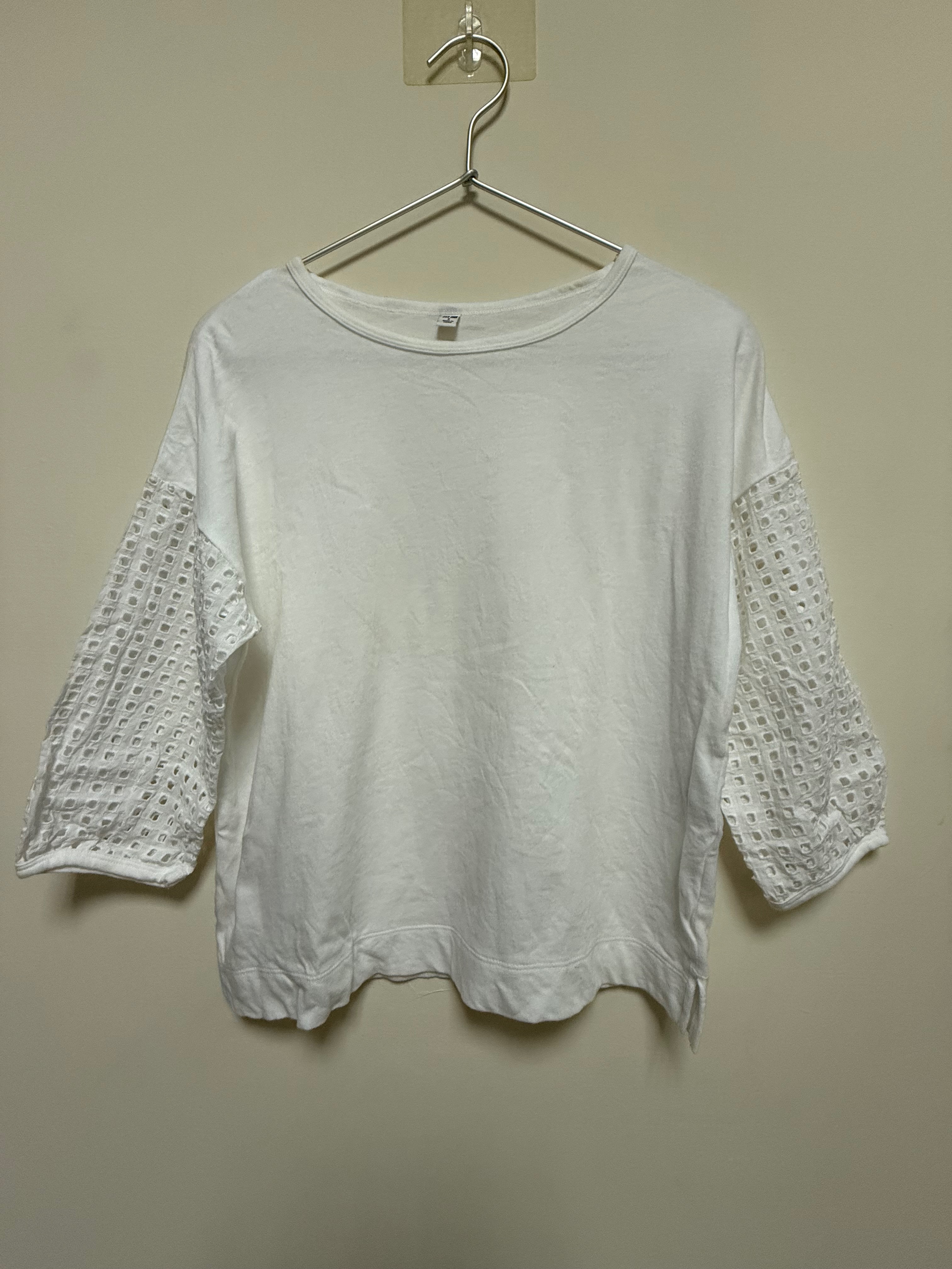 💎全新轉售 UNIQLO 白色刺繡上衣-七分袖