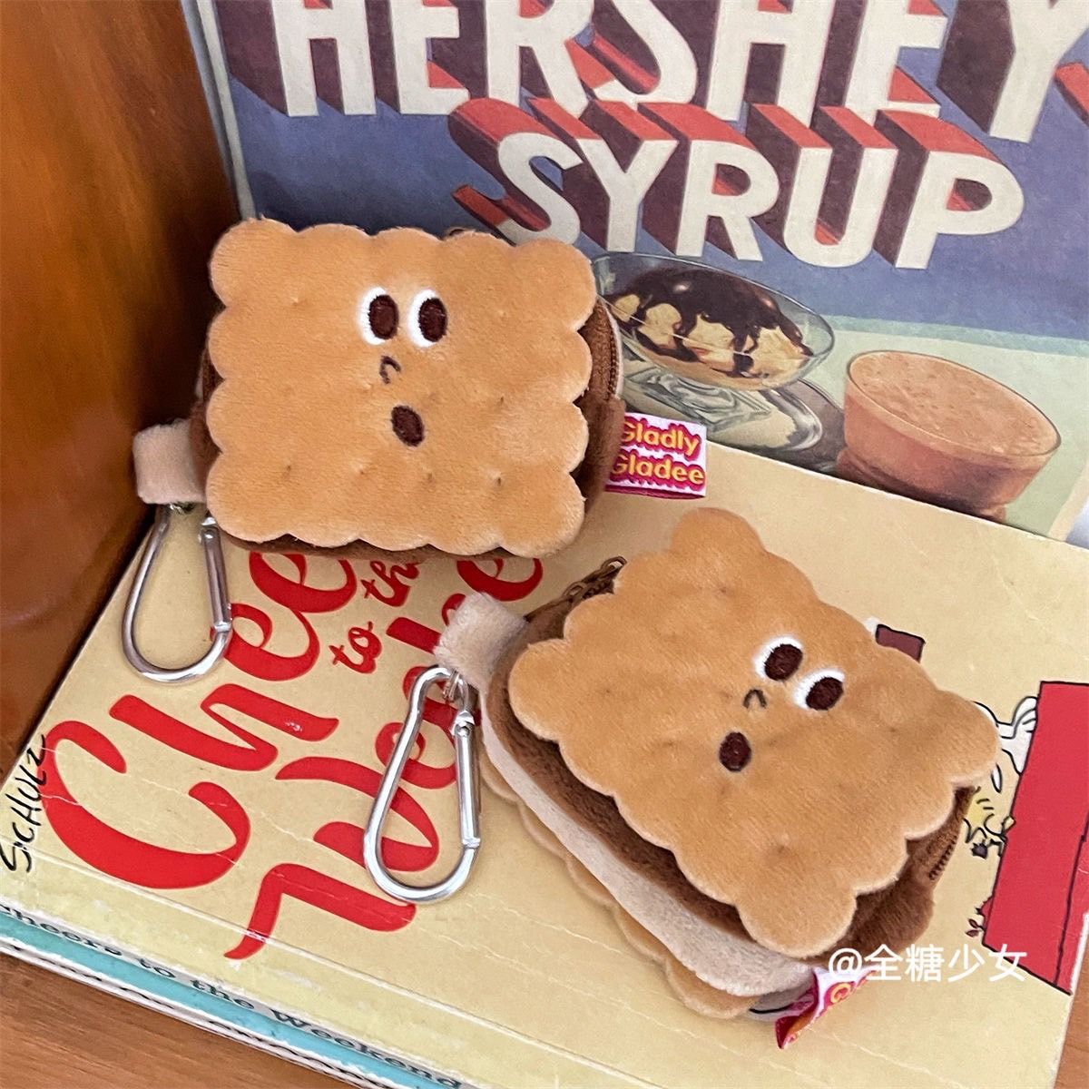 韓國卡通餅乾搞怪零錢耳機收納包