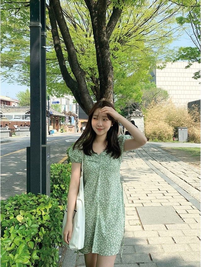 正韓現貨 小隻女孩必備！珠媛的小花洋裝