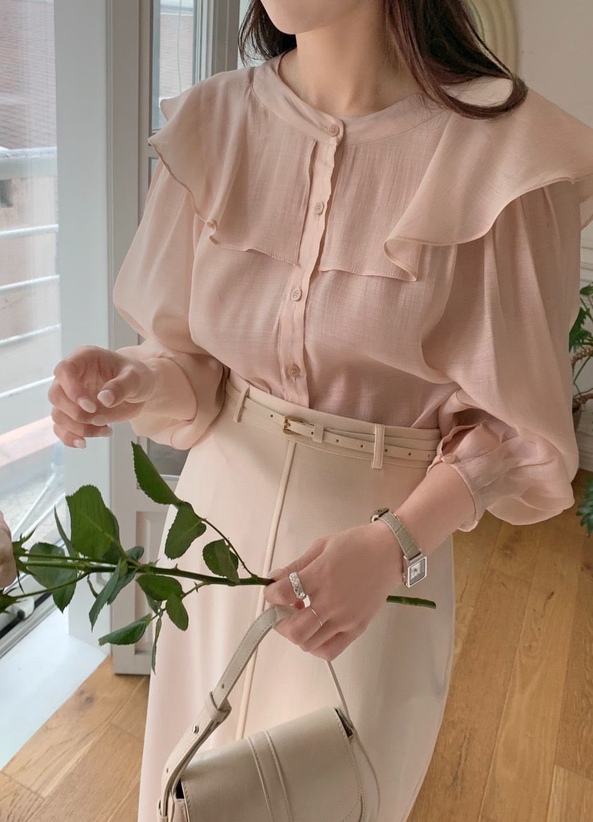 正韓現貨 盛開的花瓣 溫柔質感荷葉領兩面穿綁帶Blouse