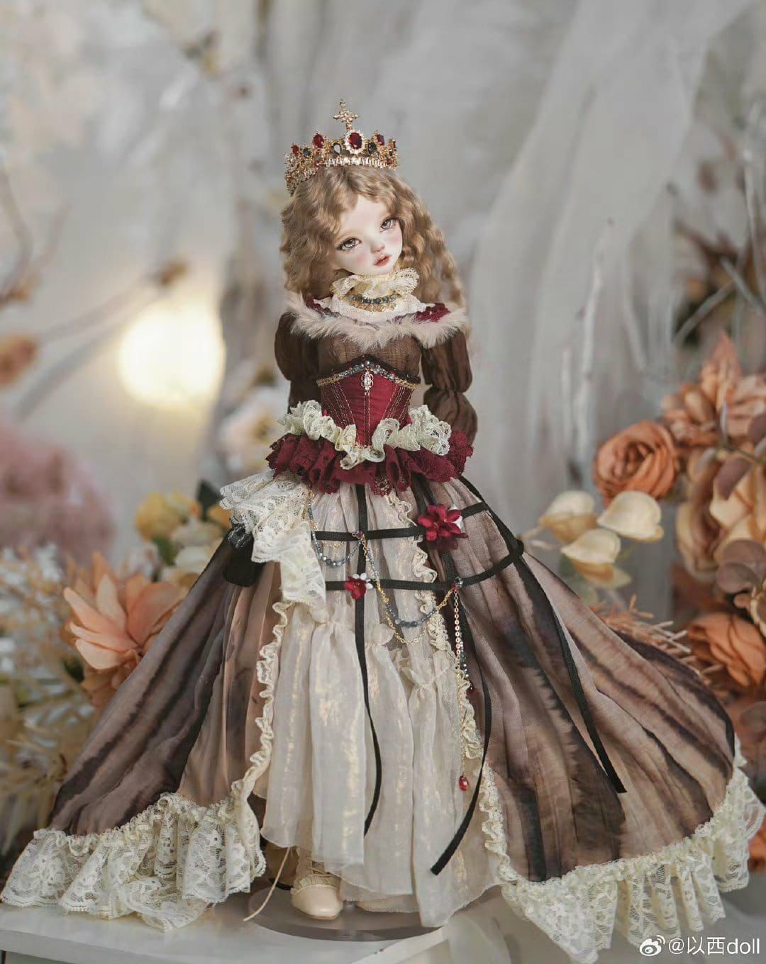 以西欲戴皇冠紅色套+紅色皇冠四分，穿過一次