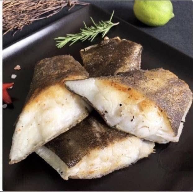 《黑眼鯛魚尾》#外型相似比目魚_肉質更勝一籌👏🏻  #cp值爆表_餐廳愛用魚種🤫