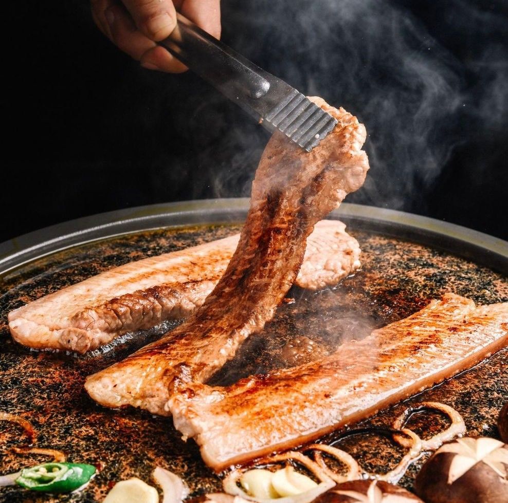 《厚切帶皮小乳豬三層肉》500g  ⚠️台灣帶皮小乳豬、肉嫩皮Q