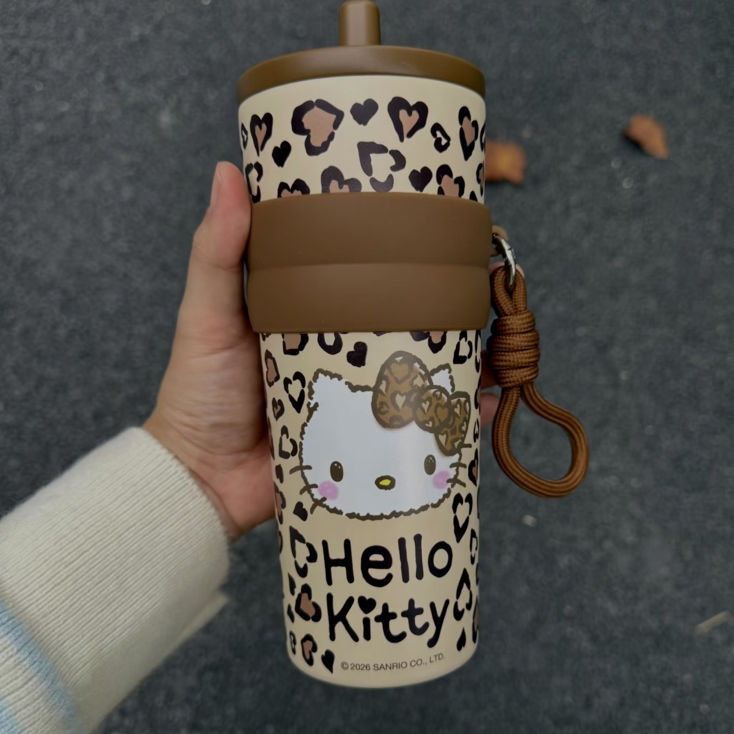 （預購商品❤️）正版三麗鷗高顏值便攜外出吸管陶瓷保溫杯660ml
