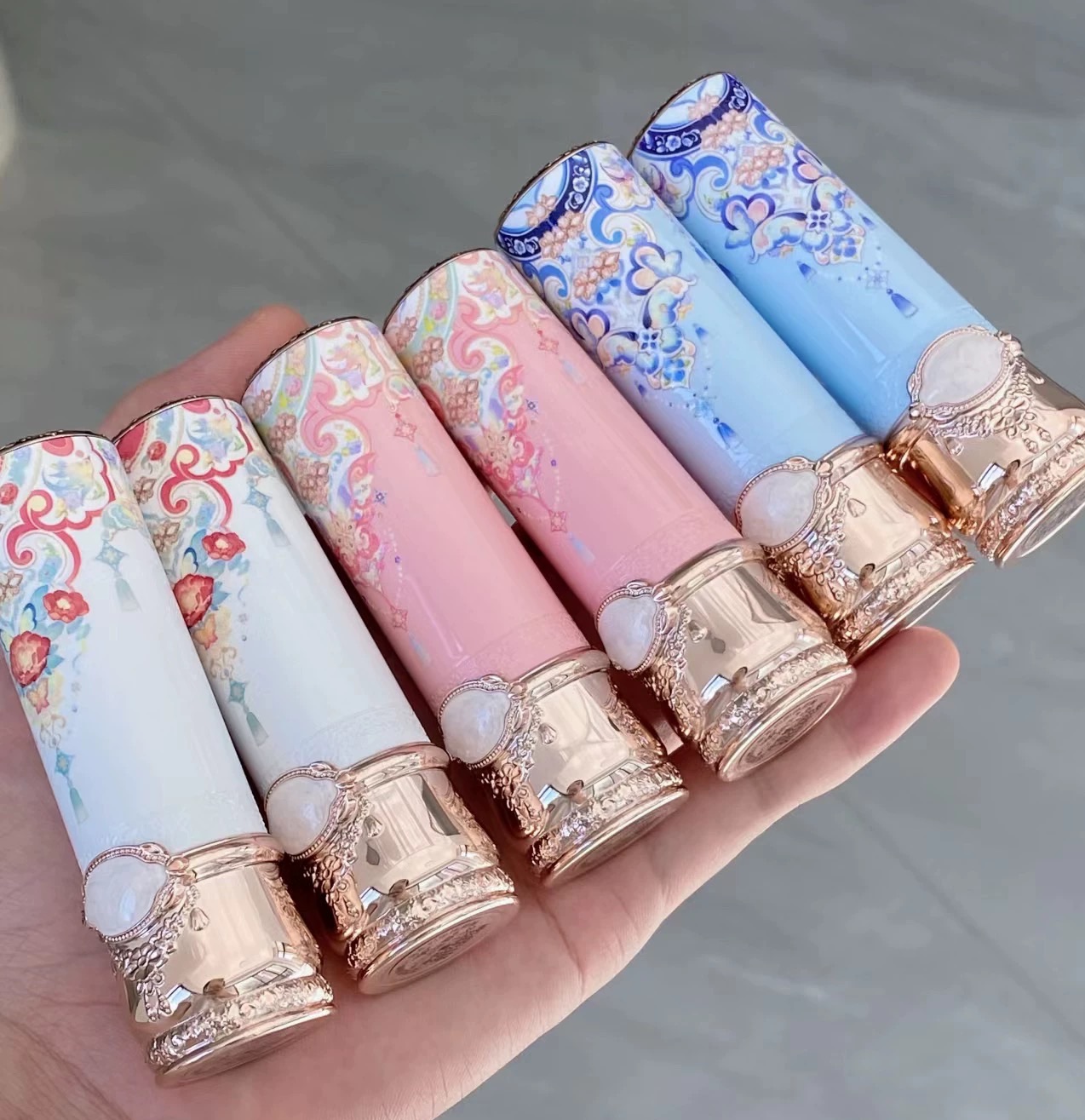 花知曉蝴蝶系列潤唇膏💄