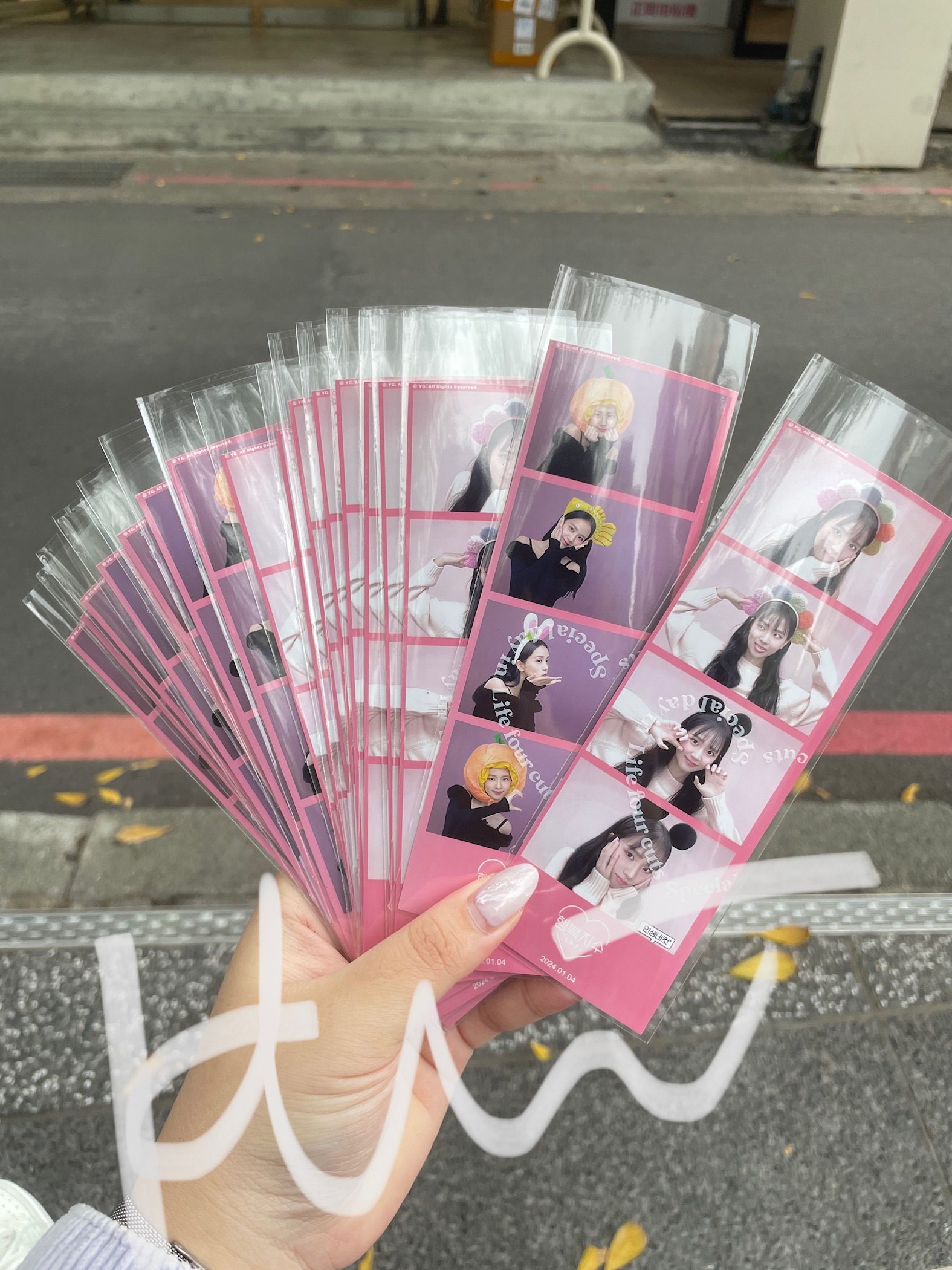 ‎˗ˏˋ 【絕版現貨】JISOO人生四宮格  ´ˎ˗