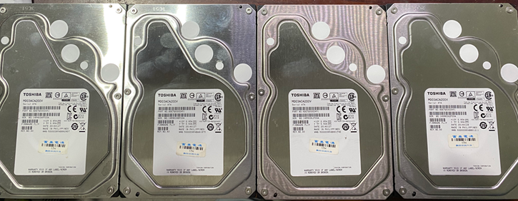 TOSHIBA 3.5＂ 2T硬碟