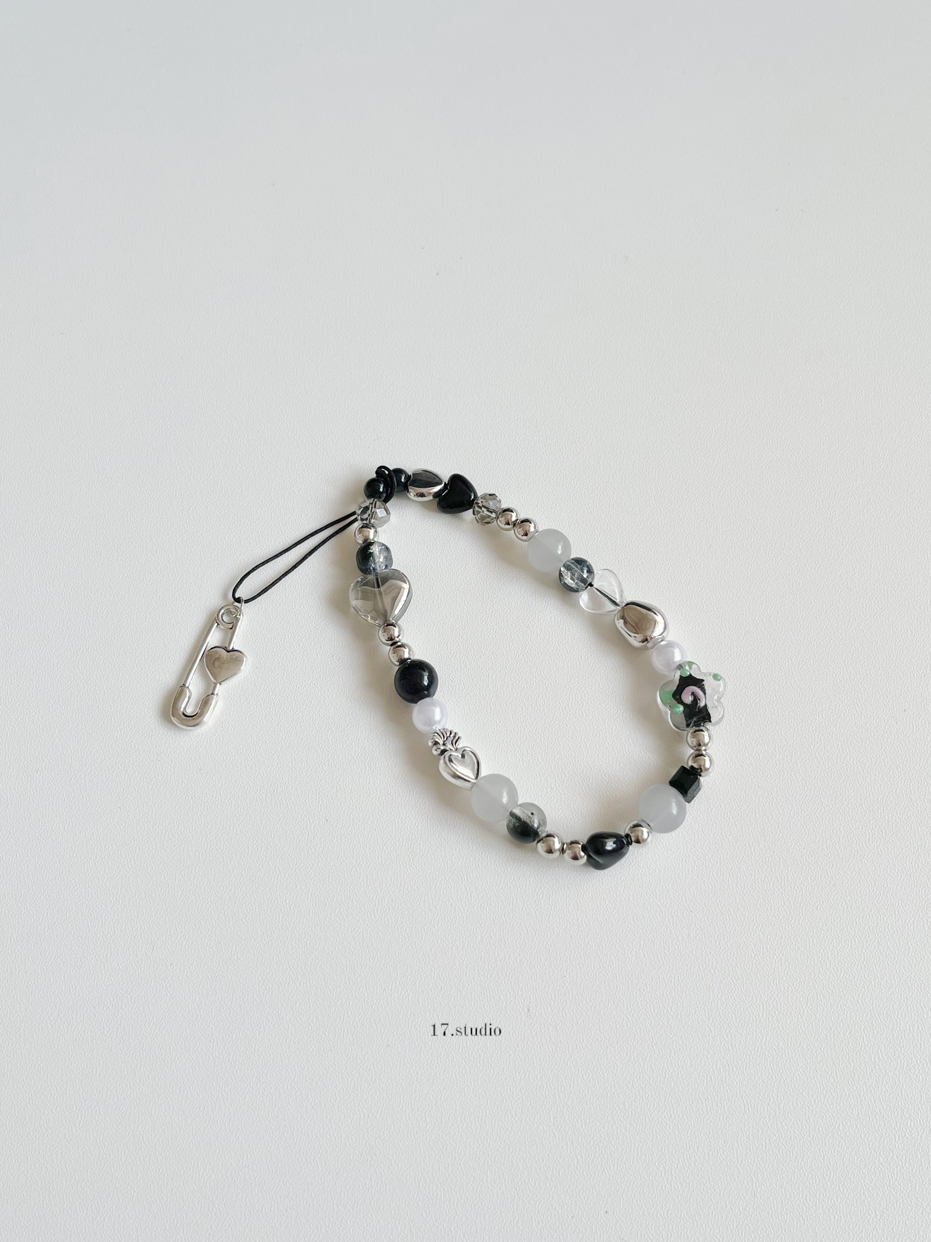 甜酷風黑白掛繩