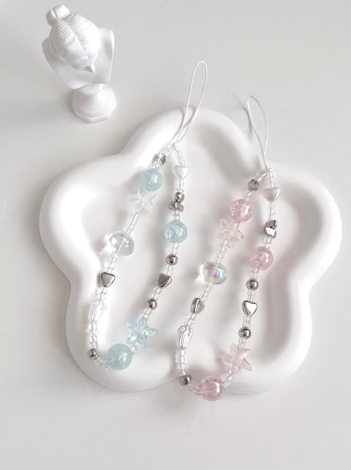 「寶藏款回歸」透亮粉色海洋玻璃珠掛繩