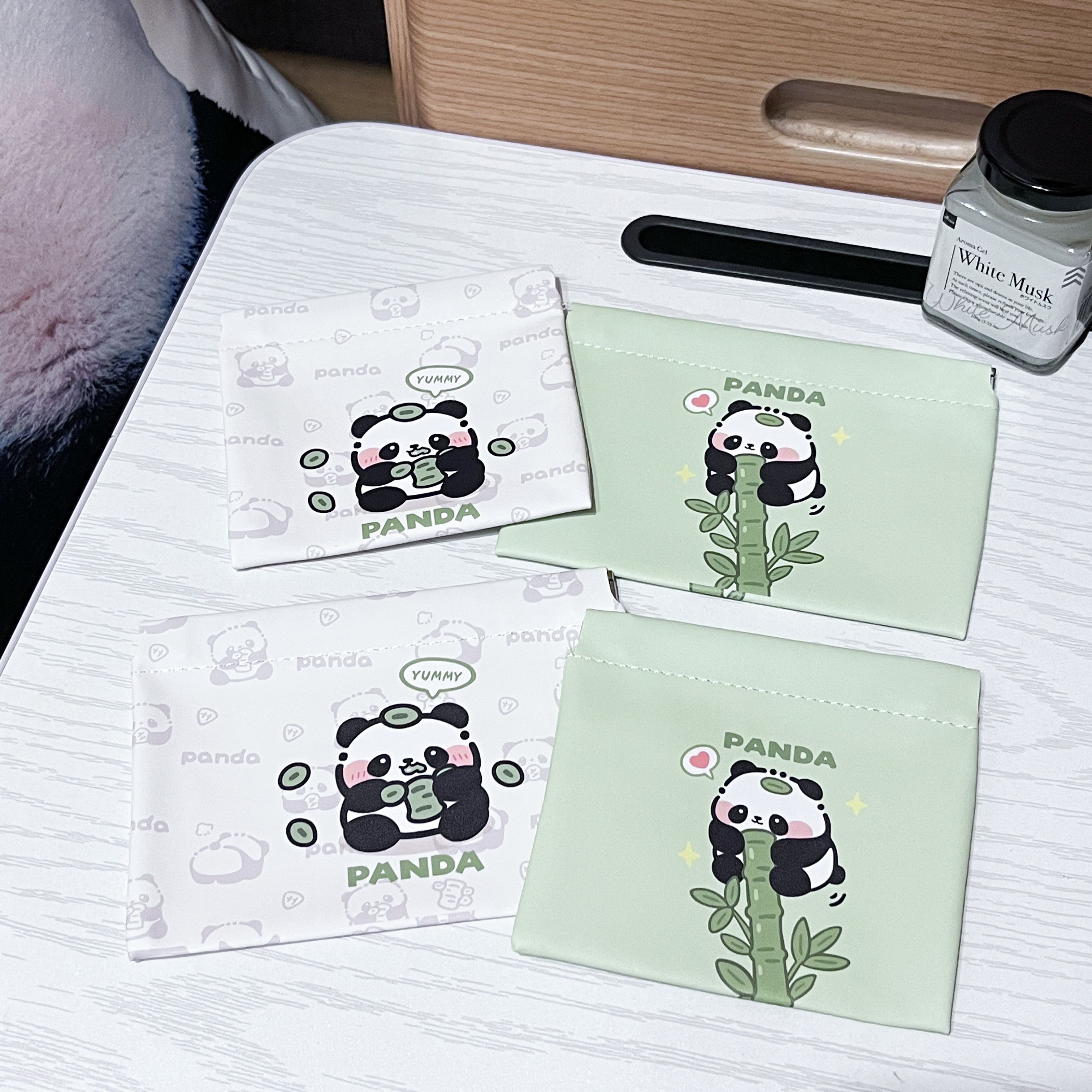 熊貓皮革收納包