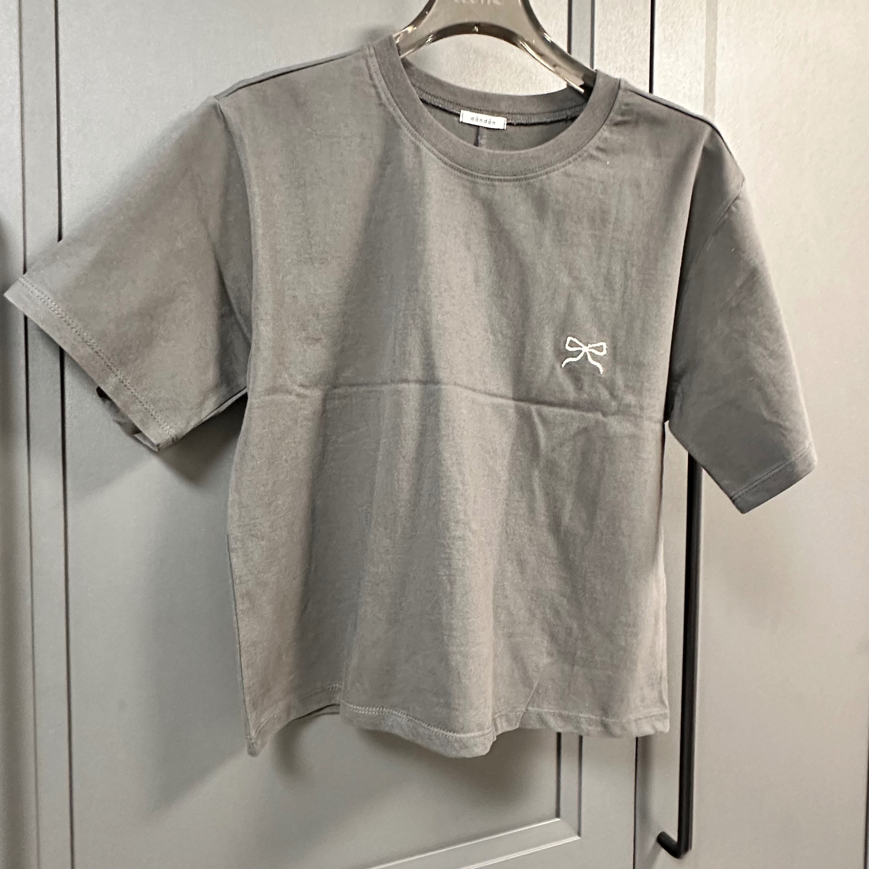 蝴蝶結後開衩T 2403T02