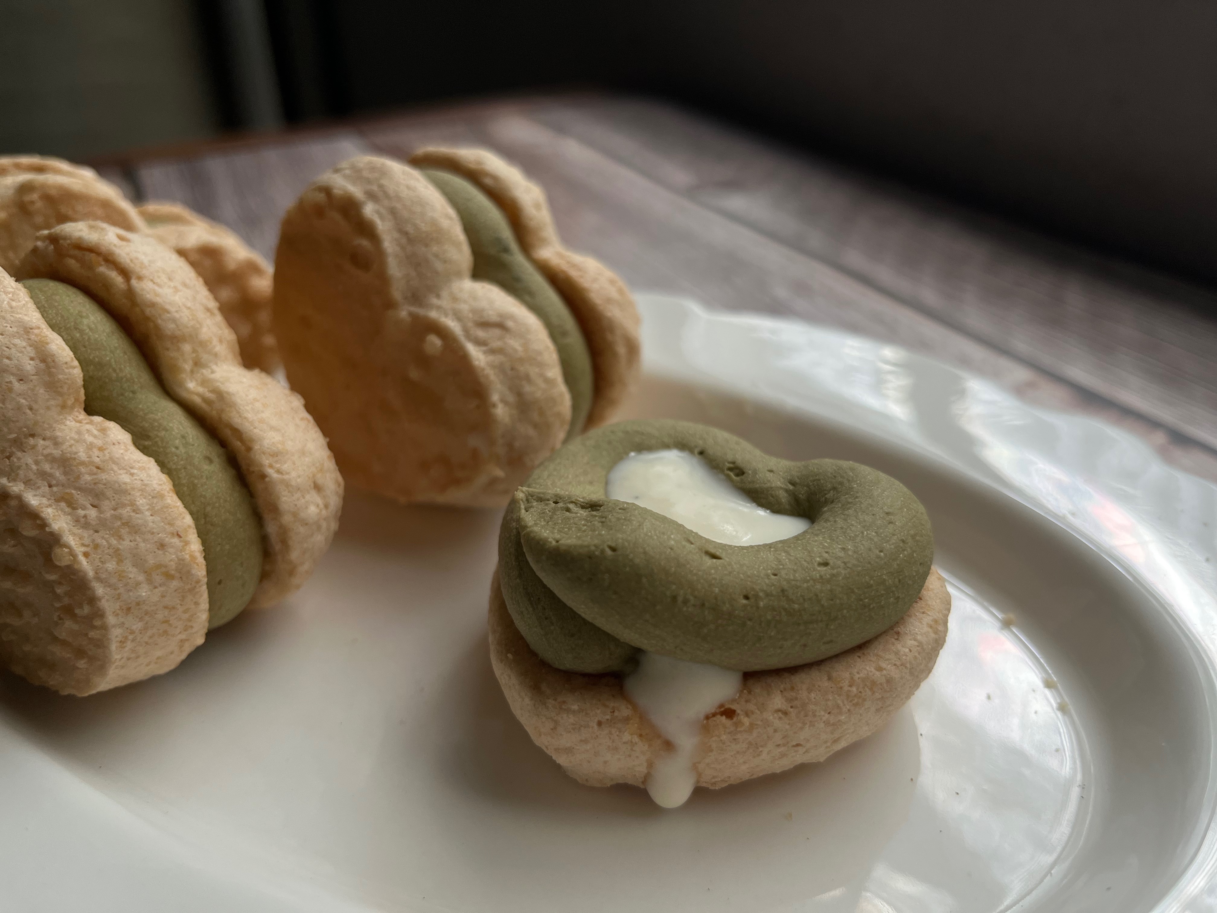 茉莉綠奶蓋達克瓦茲