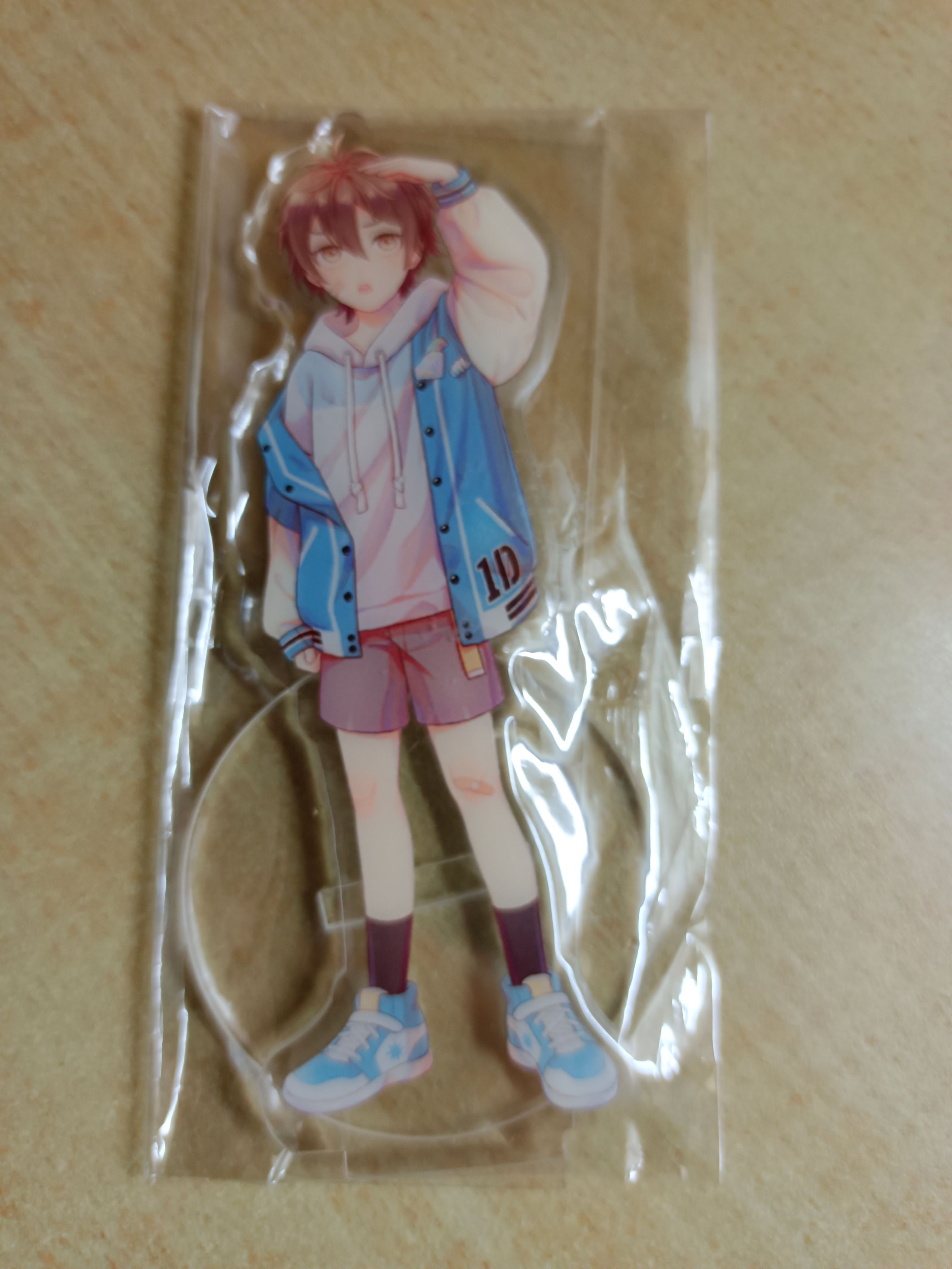 伊得幼年立牌（二手有撕膜）