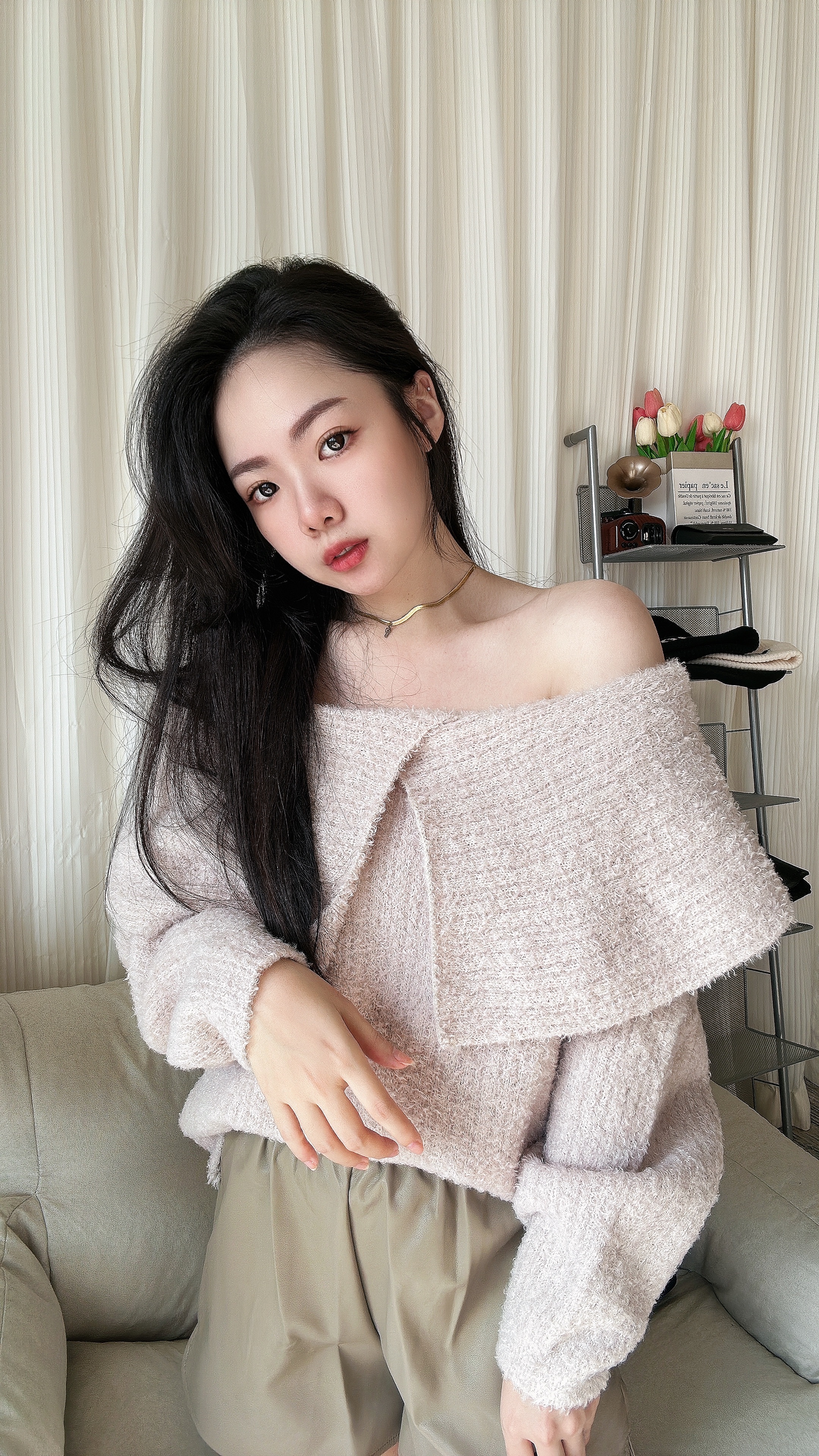 泰迪絨針織荷葉一字領上衣