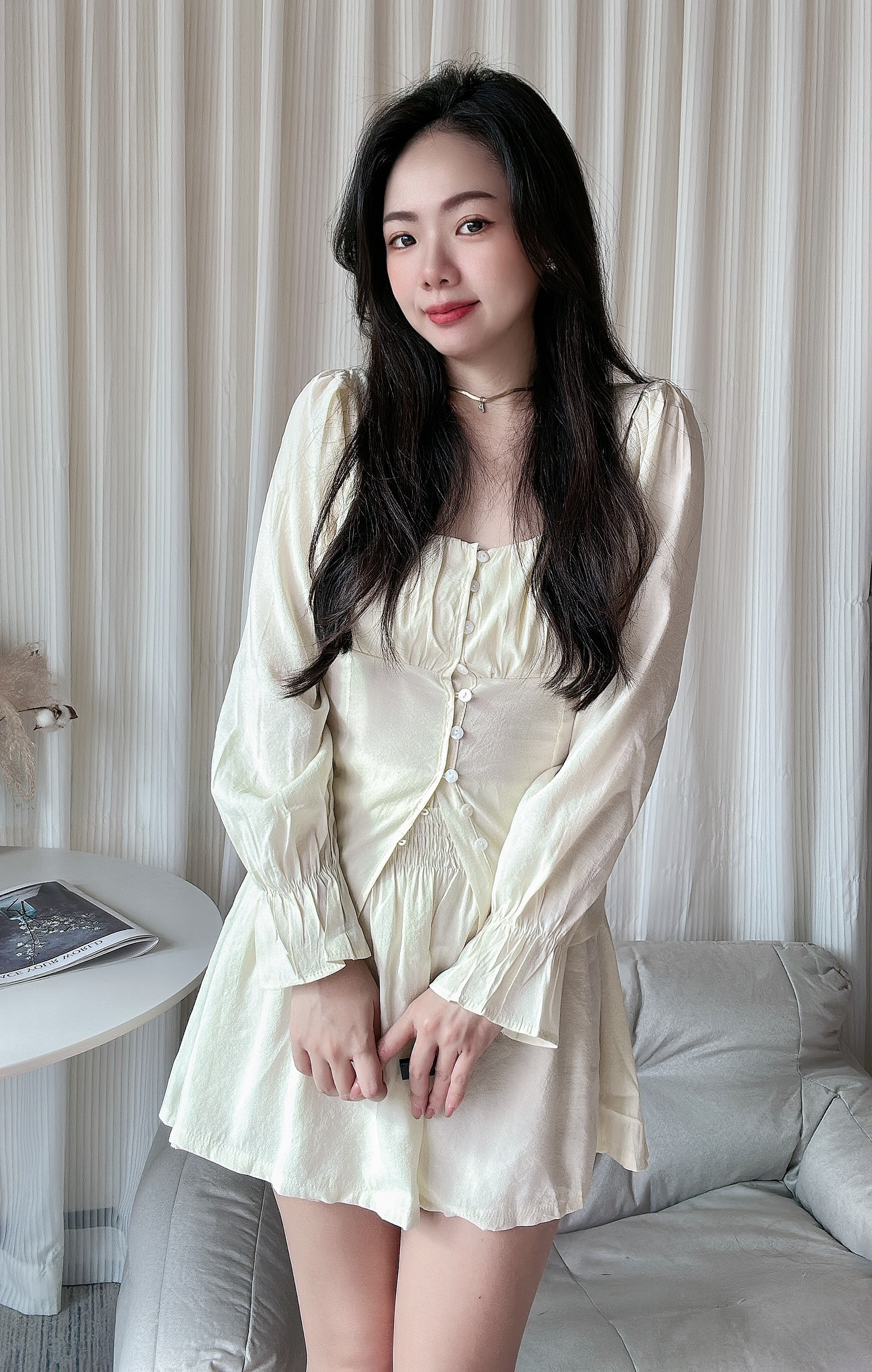 甜美方領排釦修身短褲套裝