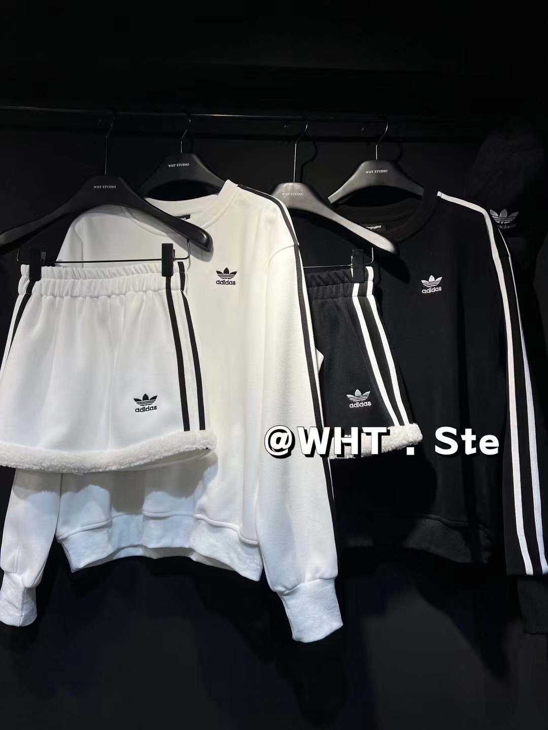 愛迪達加絨衛衣+羊羔毛邊裙 套裝